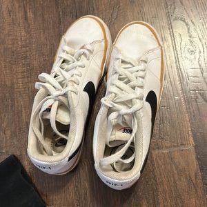 Nike shoes